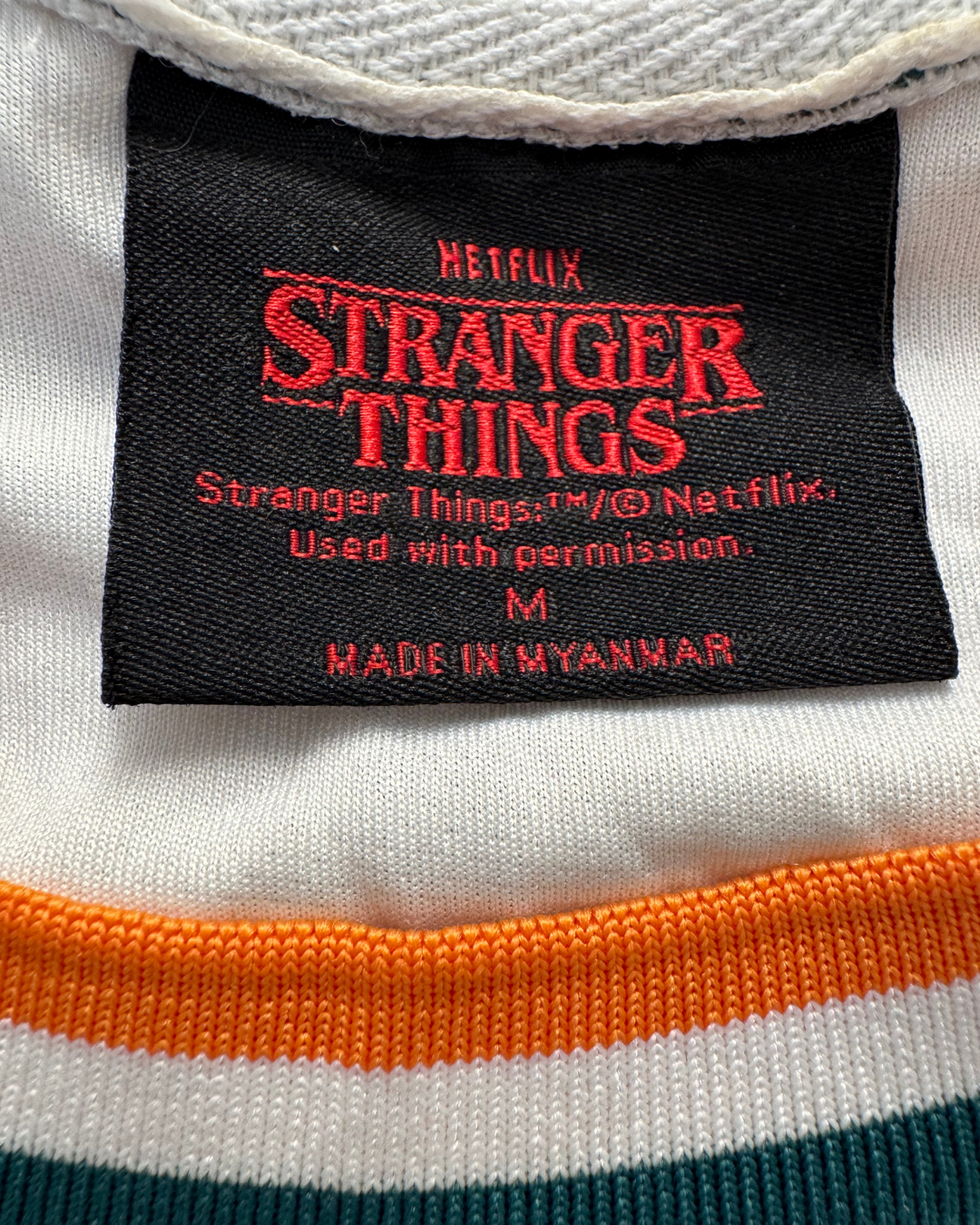 STRANGER THINGS Hawkins # 4 Basketball Official Jersey - S