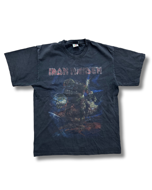 2011 IRON MAIDEN Concert T-Shirt Final Frontier Y2K Faded - M