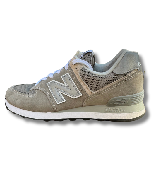 NewBalance Classic 574 Sneakers | Brown | US 7.5