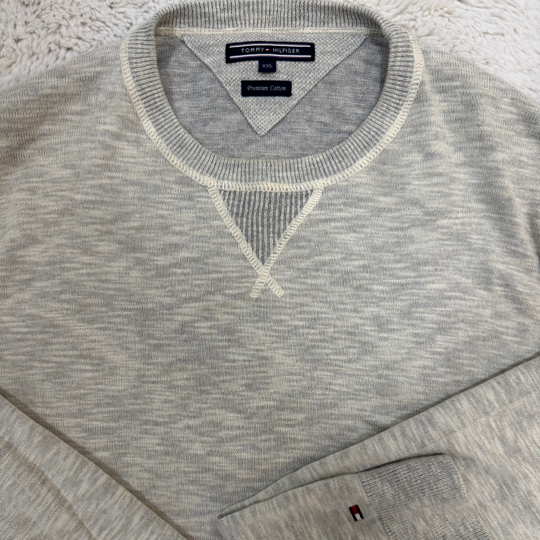 Tommy Hilfiger Grey Sweater - L