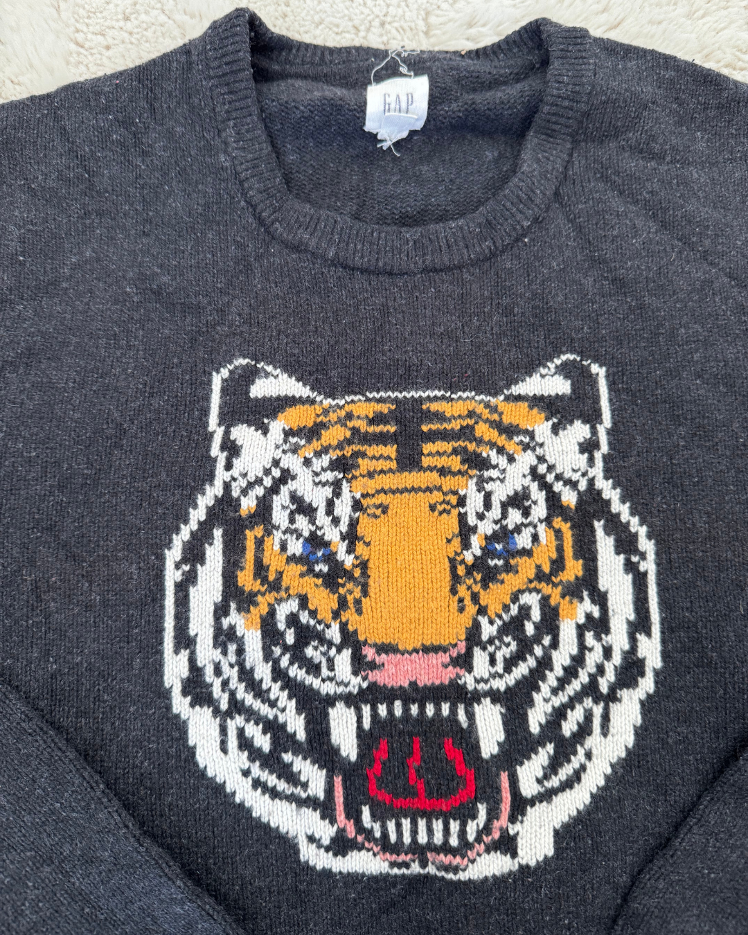 Gap Black Tiger Sweater - M